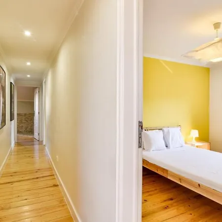 Apartment Amazing 3bdr W/lisbon View In Santos
