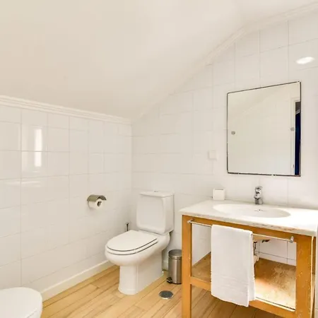 Daire Amazing 3bdr W/lisbon View In Santos